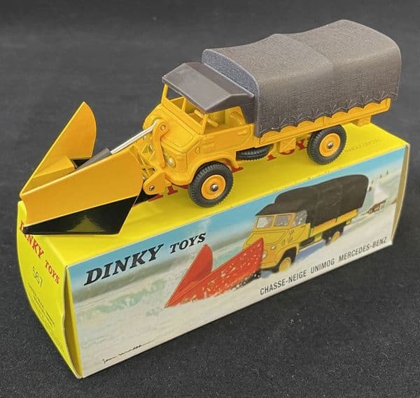 Atlas French Dinky 567 Mercedes Unimog Snow Plough Chasse Neige