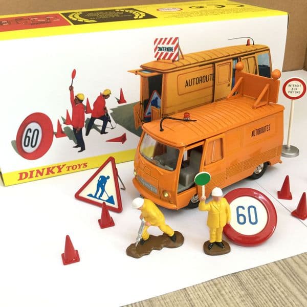 Atlas French Dinky 570A  Peugeot J7 Autoroutes Highway Maintenance c/w Accessories