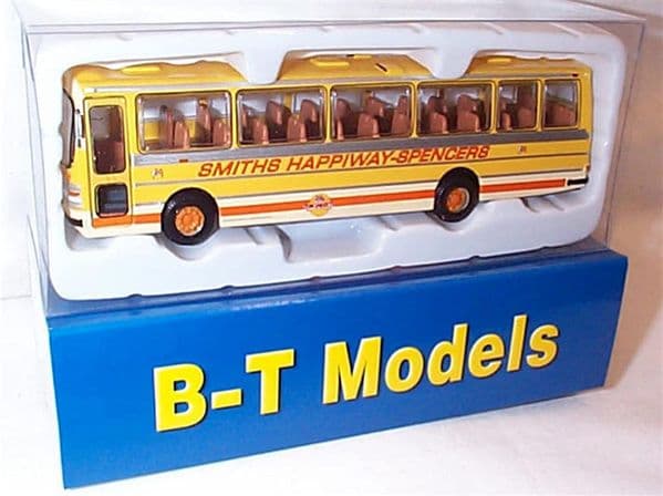 B T Models B017 1/76 Duple Dominant II Ford R1114  Coach Smiths Happiway Spencers The Blundell Group