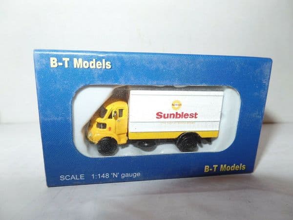B T Models N015 1/148 N Gauge Leyland FG Box Van Sunblest Bread 1966-1976