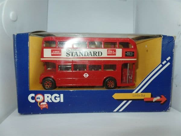 Corgi 1/64 Routemaster Bus London Transport Evening Standard Route 15 Union Jack
