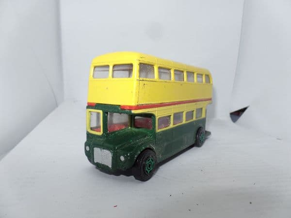 Corgi 469  1/64 Scale Routemaster Bus London Transport Shillibeer No Decals UB