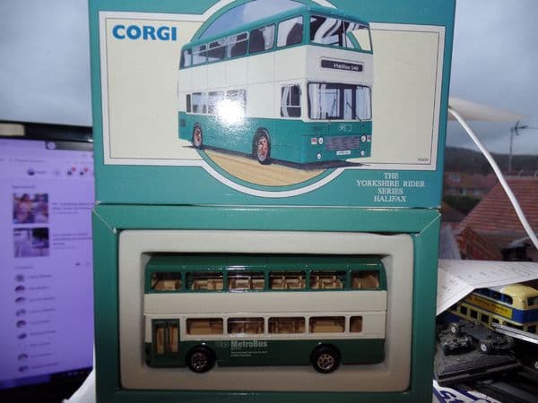 Corgi 91859 1/64 Scale MCW MetroBus Bus Yorkshire Rider Halifax  MIB