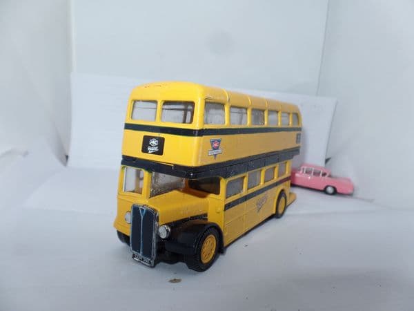 Corgi 96990 1/64 AEC Regent Bus AEC Southall Yellow Demo  UB