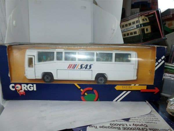 Corgi C769 C772 1/50 Scale Plaxton Paramount Bus Coach SAS Limited MIMB