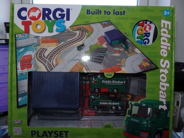 Corgi  TY66078 Eddie Stobart Play Set Truck  Wrecker Building with Playmat