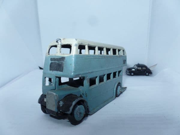 Dinky 29C 290 Bus Light Blue & Cream Leyland Radiator with Roof Box  Black Blinds UB 