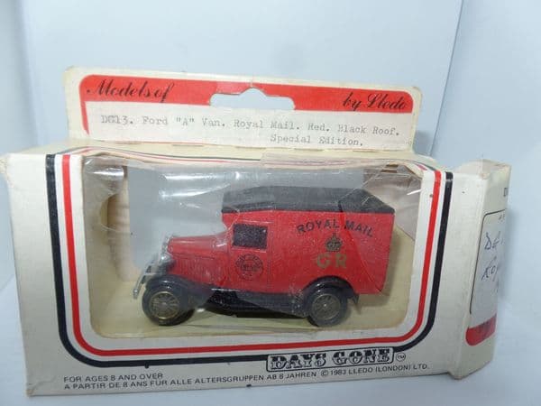 Lledo DG13  DG13008A Ford Model A Van Royal Mail Post Office Red - Black Roof Special