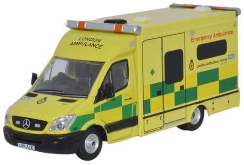 Oxford 76MA002 MA002 1/76 OO Mercedes Emergency Ambulance  London Service