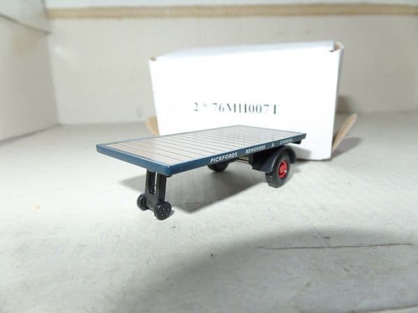 Oxford 76MH007T MH007T 1/76 Scammell Mechanical Horse Flatbed Trailer Pickfords