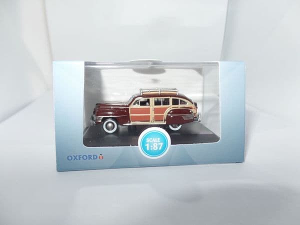 Oxford 87CB42001 CB42001 1/87 HO Scale 1942 Chrysler Town & Country Woody Wagon - Regal Maroon
