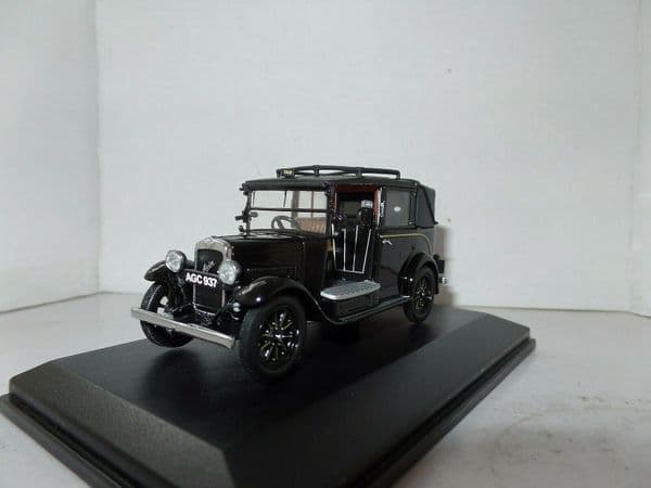Oxford AT001 Austin 1/43  O Scale London Low Loader Taxi  Black MIMB