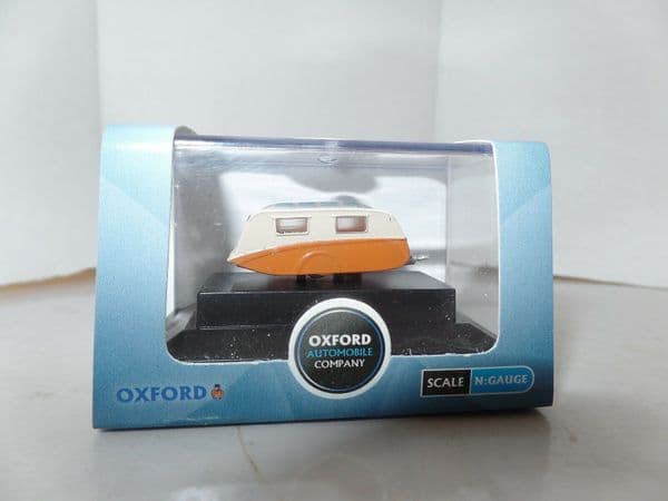 Oxford NCV001 N Gauge 1/148 Scale Caravan Orange / Cream
