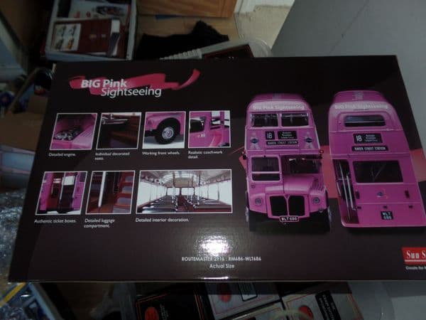 Sun Star H2916 2916 1/24 Scale  London Transport Routemaster Big Bus Pink Sightseeing Cancer 18