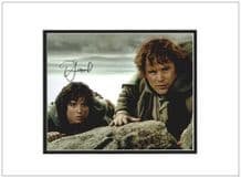 Elijah Wood Autograph Photo - Lord of the Rings