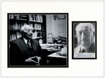 Simon Wiesenthal Autograph Signed Photo