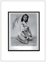 Sophia Loren Autograph Signed