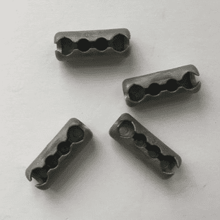 Pack of 100 plastic  GREY SAFETY chain connectors